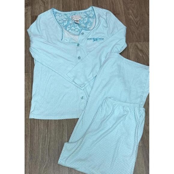 Karen Neuburger Other - Karen Neuburger Med Top. XL Bottoms PJ Set Lt Blue Polka Dots Long Sleeve
